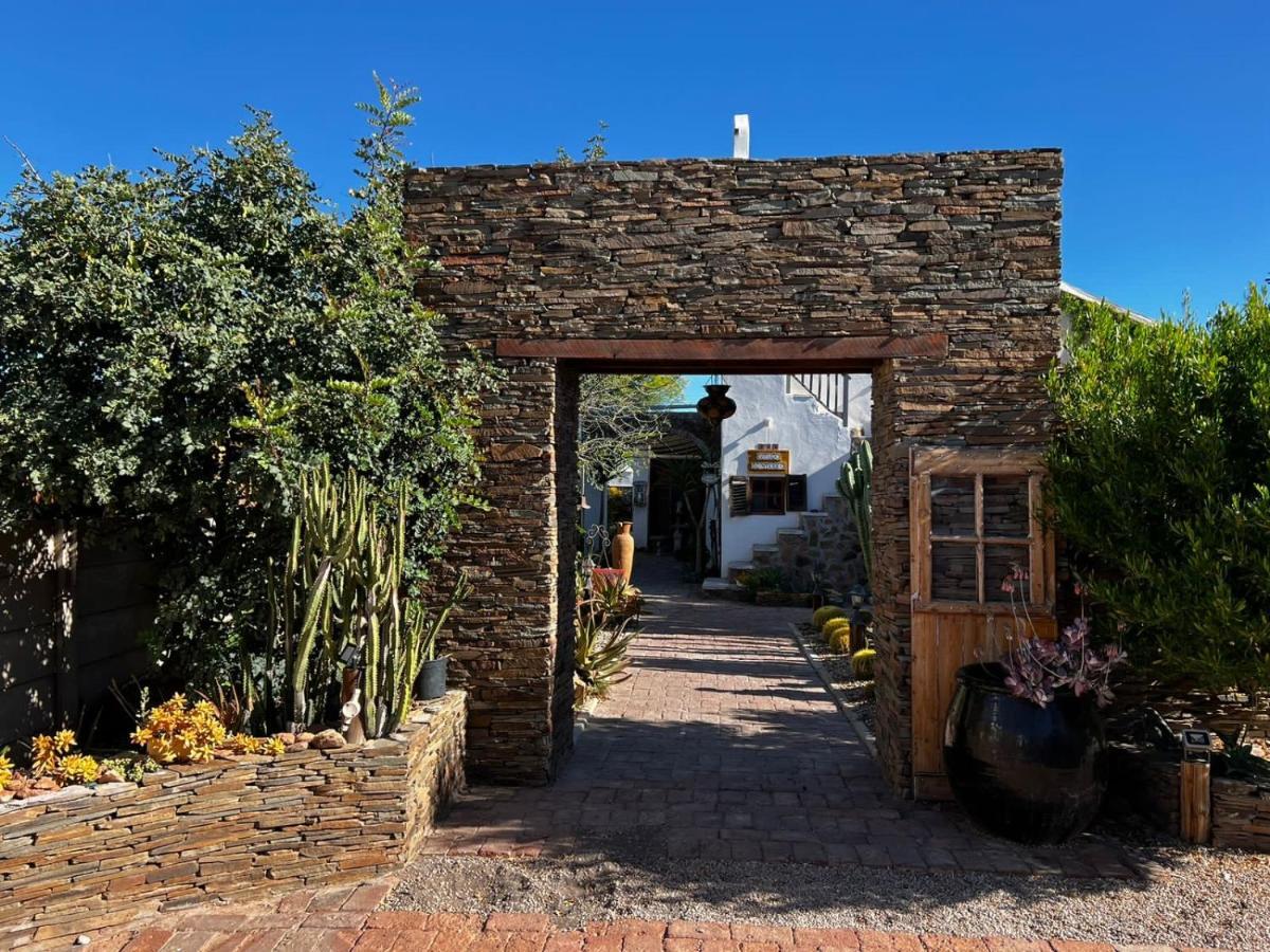Villa Contessa Beaufort West Exterior photo