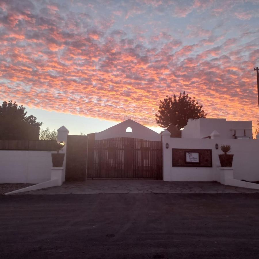 Villa Contessa Beaufort West Exterior photo