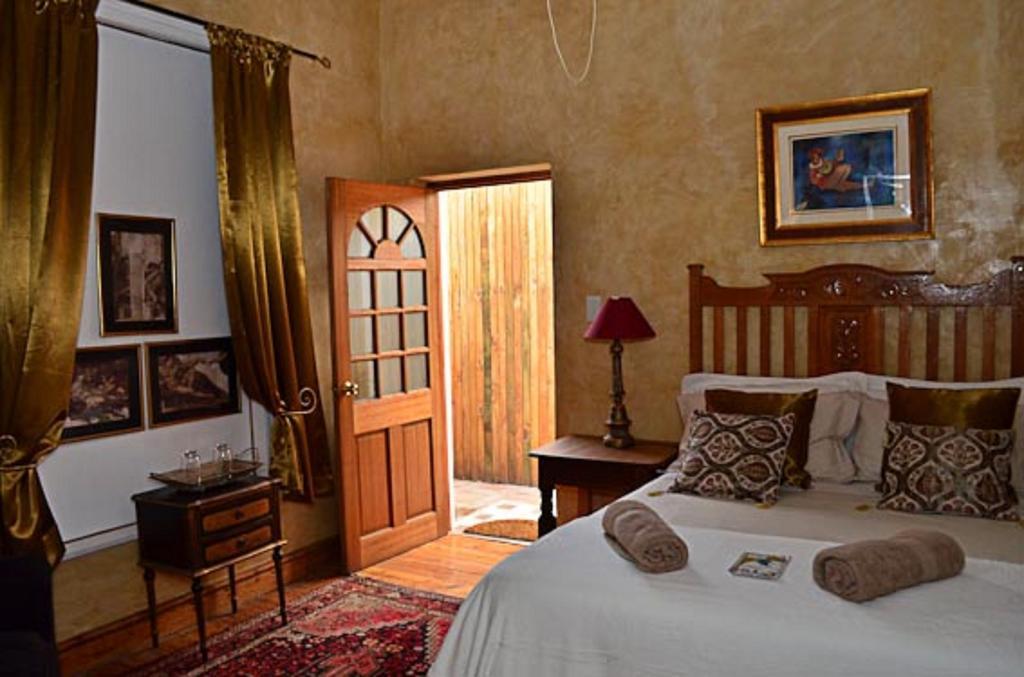 Villa Contessa Beaufort West Exterior photo